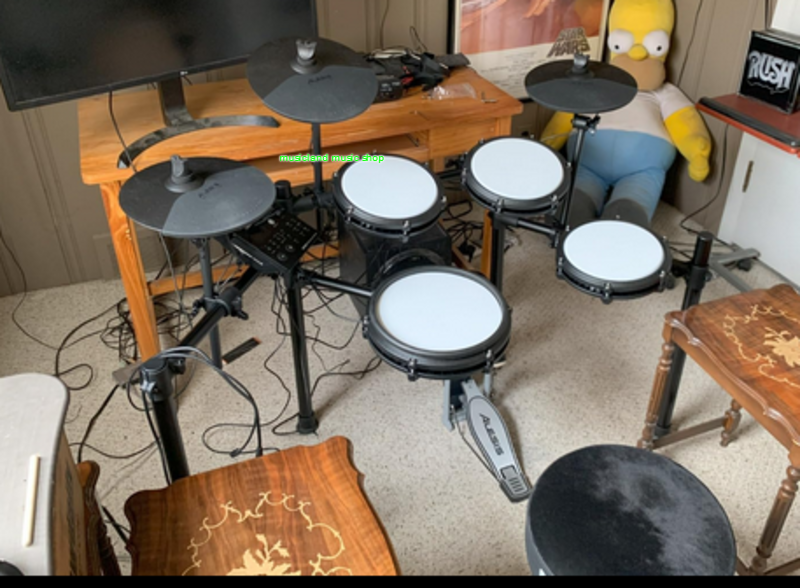 Alesis Nitro Max Kit Electric Drum Set